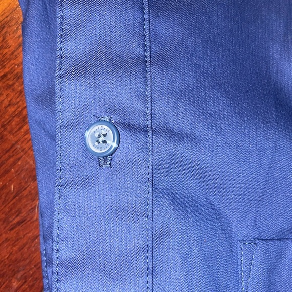 Kit and Ace Stay Cool Shirt - Picture 5 of 5